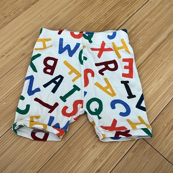 Boys Size 2T Old Navy Pajama Set - Picture 2 of 5